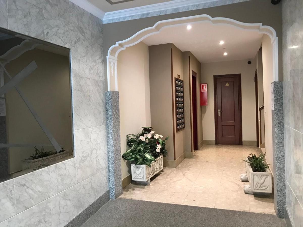 Apartamento turístico iguazu Ribadeo Exterior foto