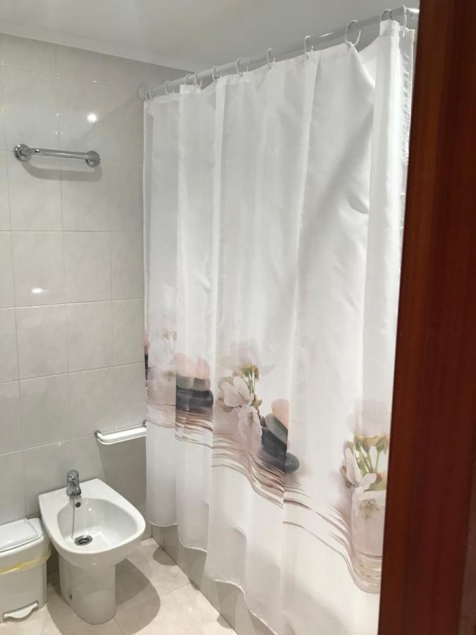 Apartamento turístico iguazu Ribadeo Exterior foto