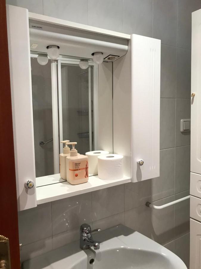 Apartamento turístico iguazu Ribadeo Exterior foto